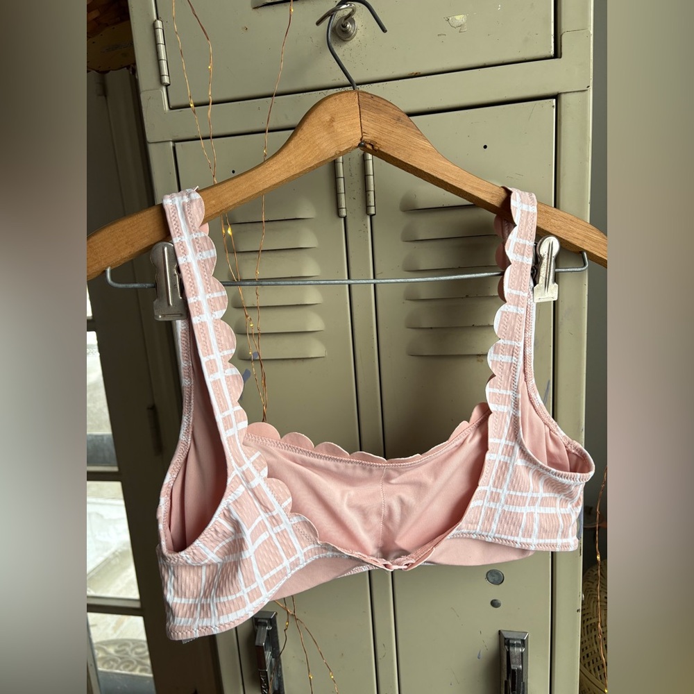 Aerie Plaid Scalloped Scoop Bikini Top - Picture 5 of 10